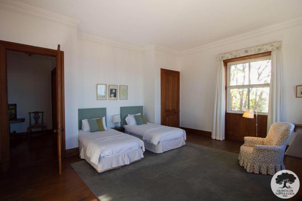 012_room_1_2