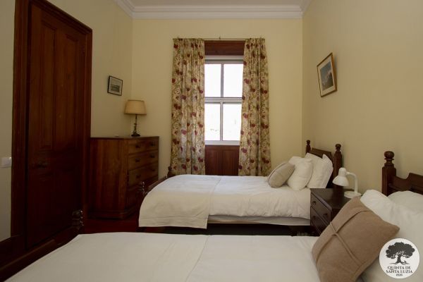 042_room_5