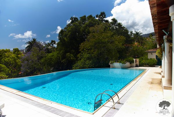 pool-2